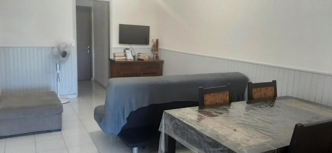 Les Anones Lägenhet Saint-Gilles-les Bains Exteriör bild